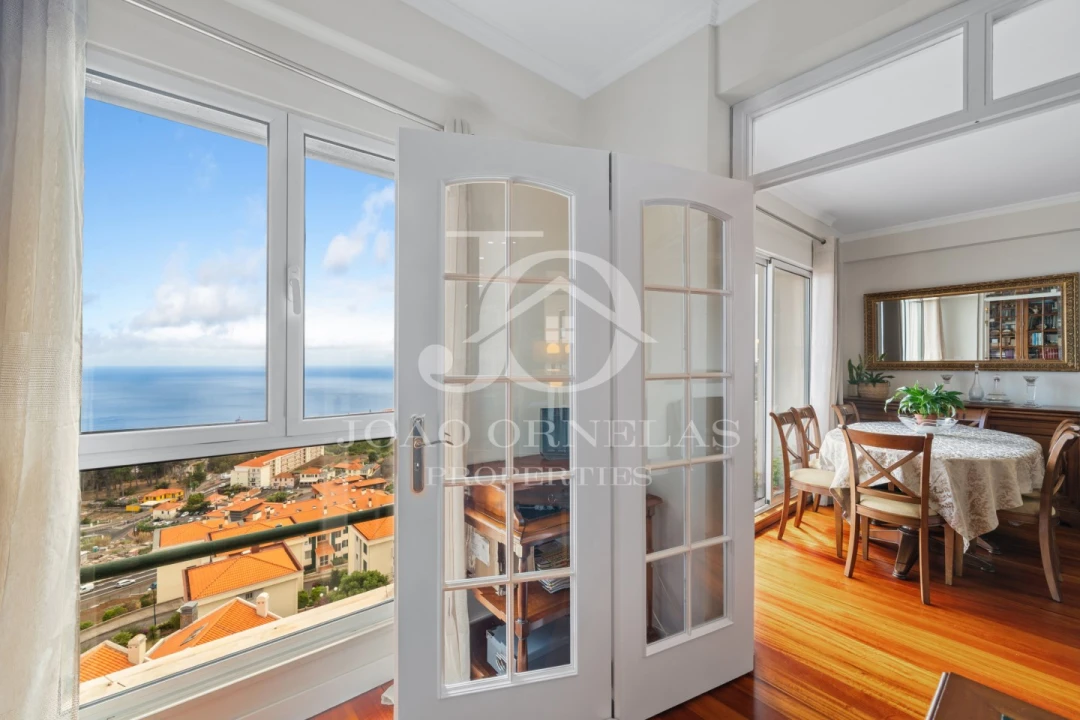 Apartamento T4 para Venda em Caniço Foto 2