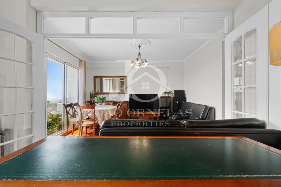 Apartamento T4 para Venda em Caniço Foto 12