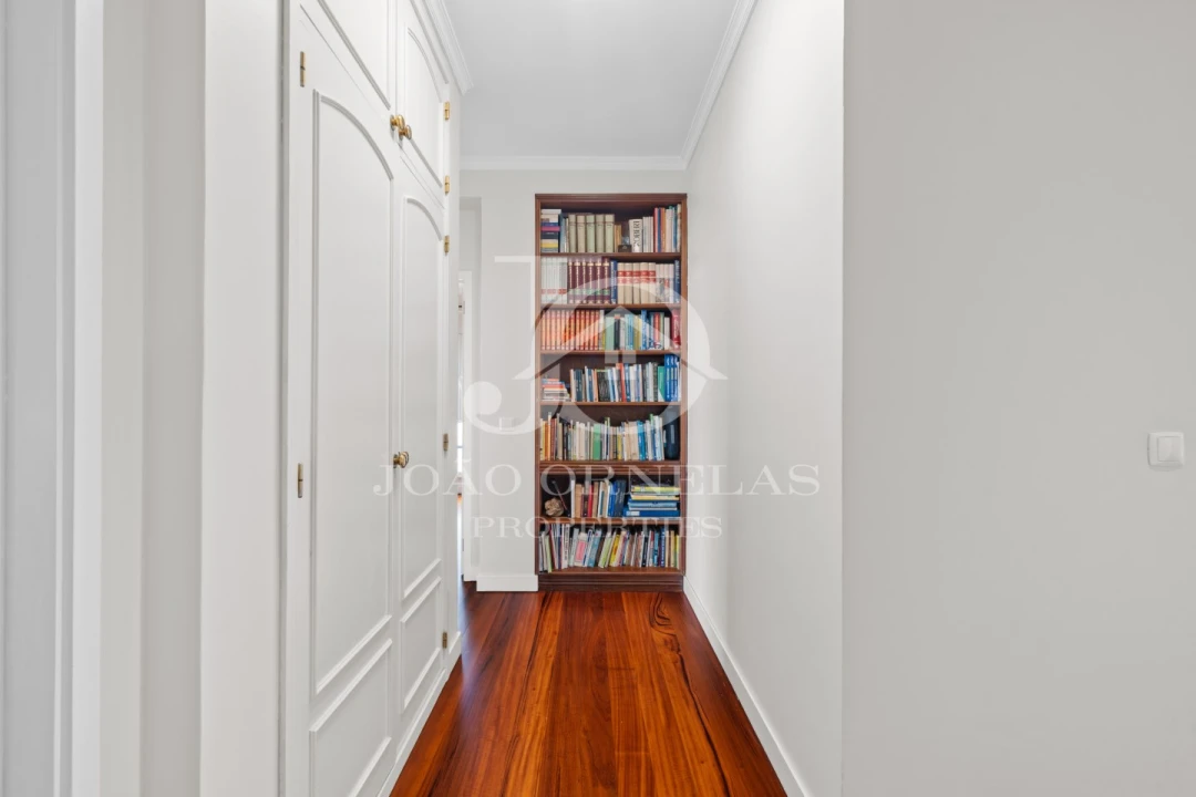 Apartamento T4 para Venda em Caniço Foto 16