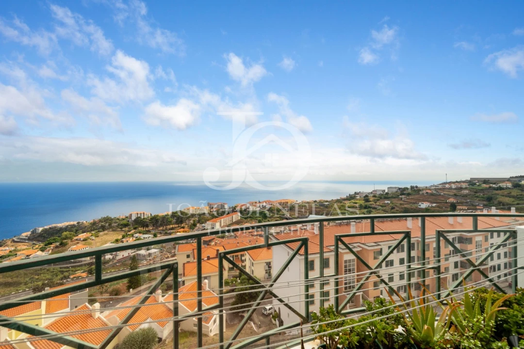 Apartamento T4 para Venda em Caniço Foto 29