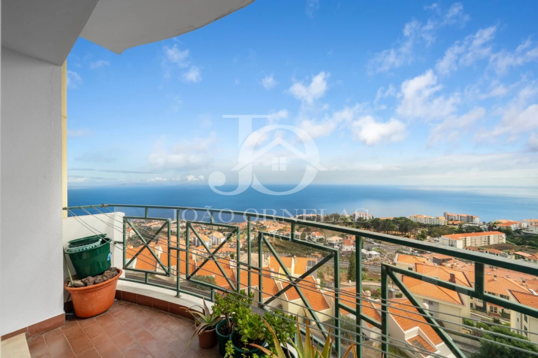 Apartamento T4 para Venda em Caniço Foto 30