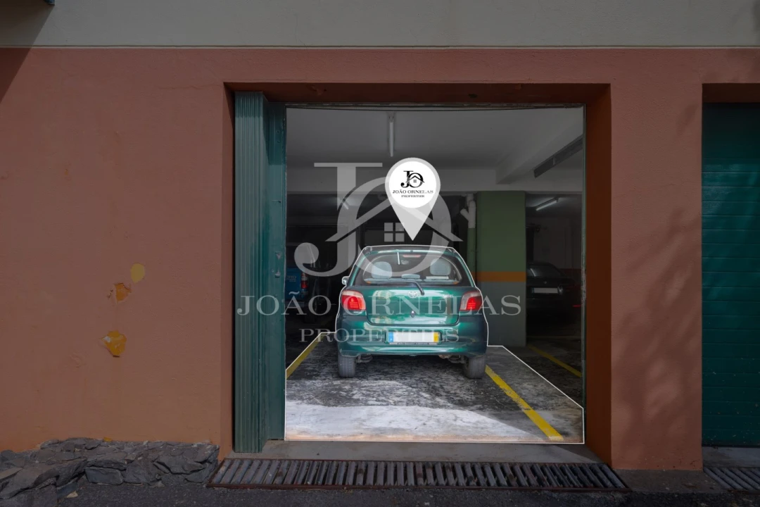 Apartamento T4 para Venda em Caniço Foto 35