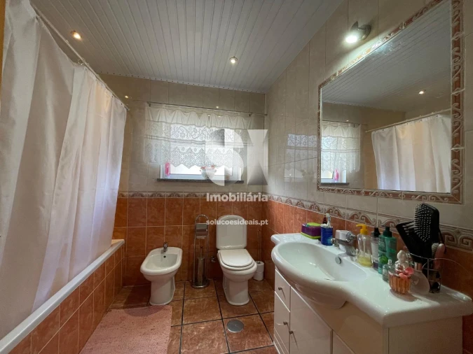 Moradia T4 para Venda em Lousã e Vilarinho Foto 21