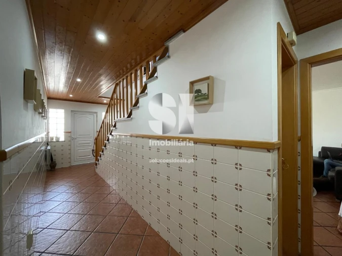 Moradia T4 para Venda em Lousã e Vilarinho Foto 9