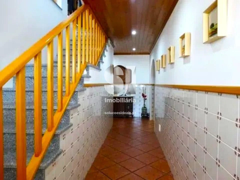 Moradia T4 para Venda em Lousã e Vilarinho Foto 6