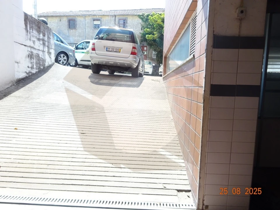 Garagem para Arrendamento em Cedofeita, Santo Ildefonso, Sé, Miragaia, São Nicolau e Vitória Foto 1
