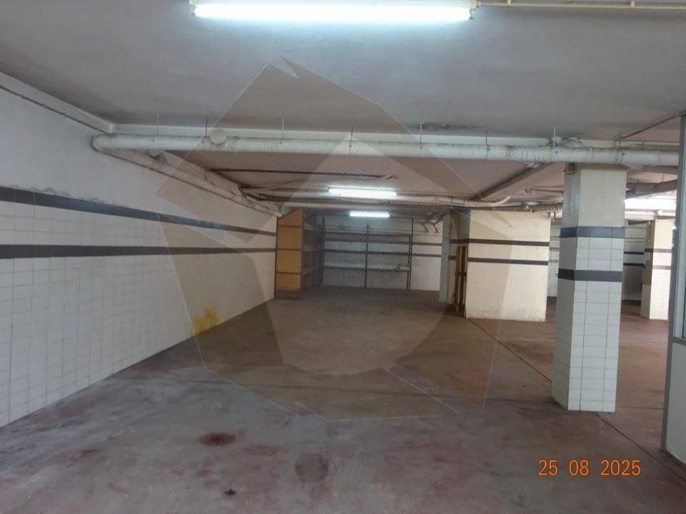 Garagem para Arrendamento em Cedofeita, Santo Ildefonso, Sé, Miragaia, São Nicolau e Vitória Foto 1