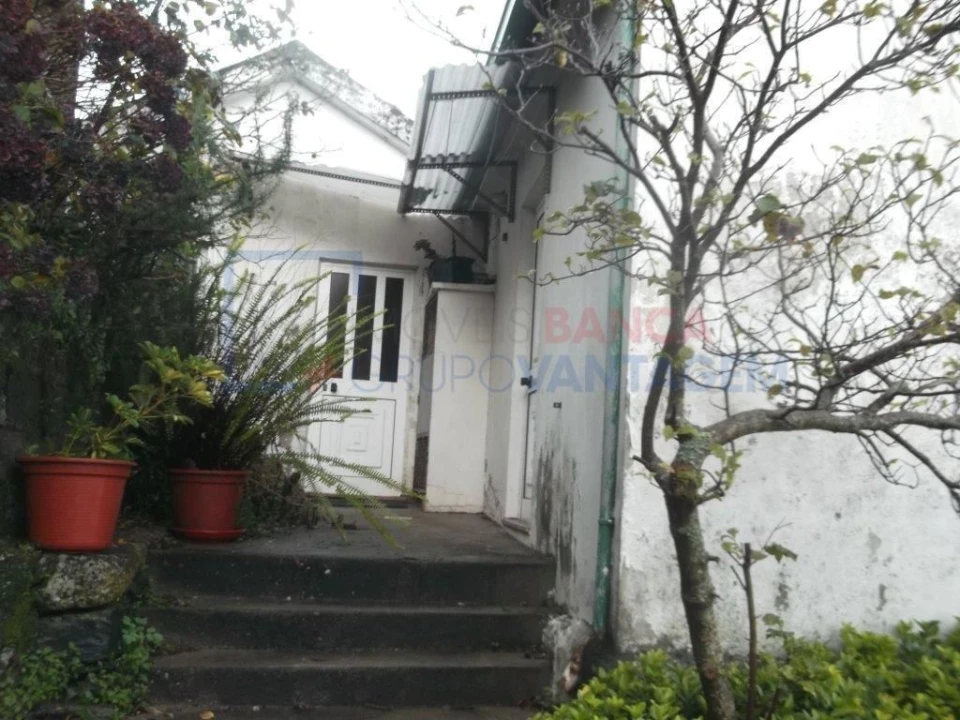 Moradia T2 para Venda em Rebordelo Foto 1