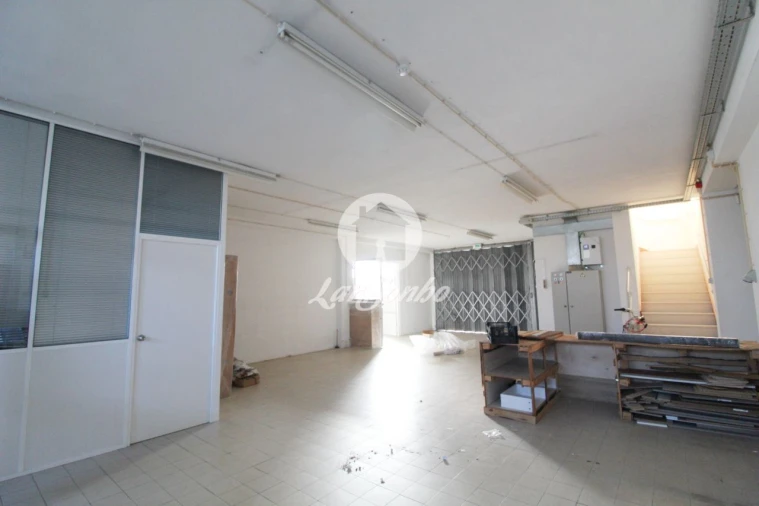 Armazém para Venda em Carvalhal Foto 11