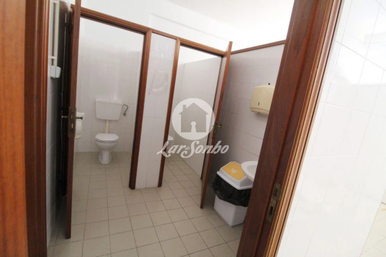 Armazém para Venda em Carvalhal Foto 14