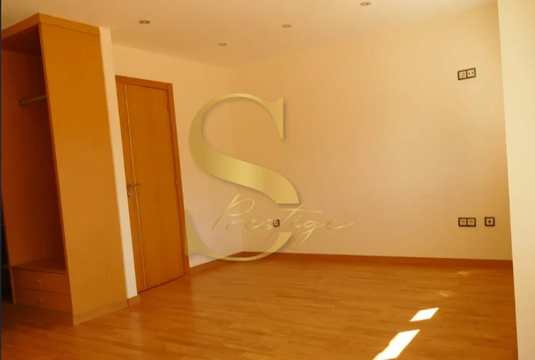 Moradia T7 para Venda em Bidoeira de Cima Foto 20