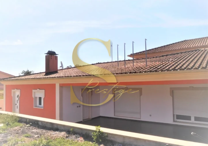 Moradia T7 para Venda em Bidoeira de Cima Foto 7