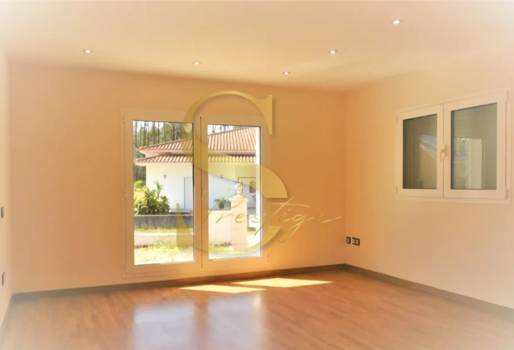 Moradia T7 para Venda em Bidoeira de Cima Foto 24