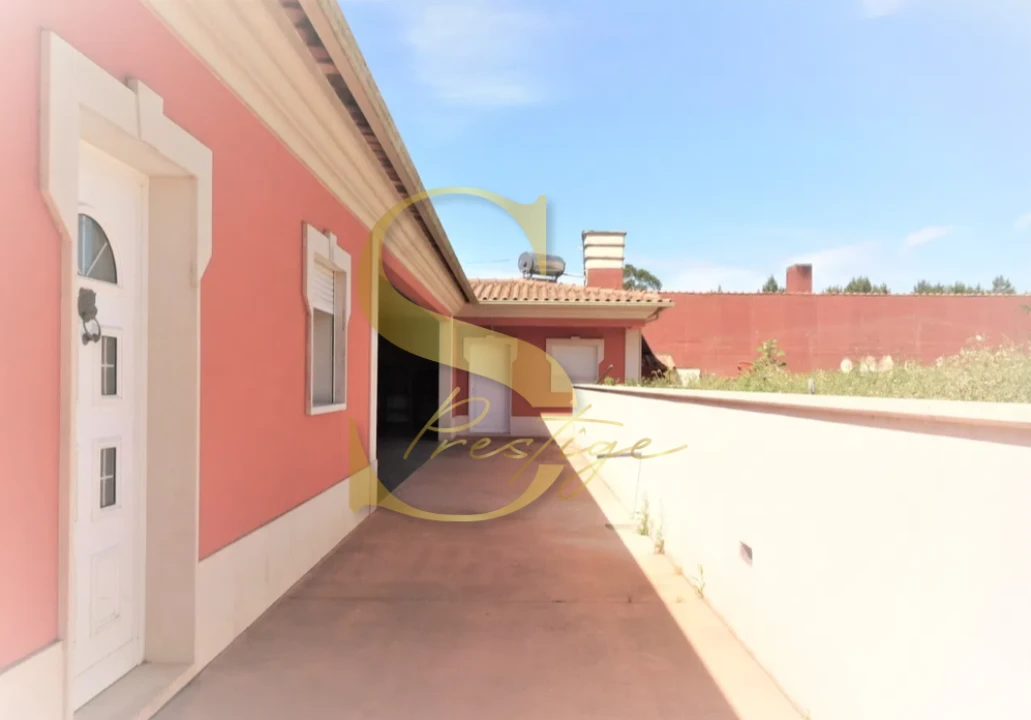 Moradia T7 para Venda em Bidoeira de Cima Foto 5