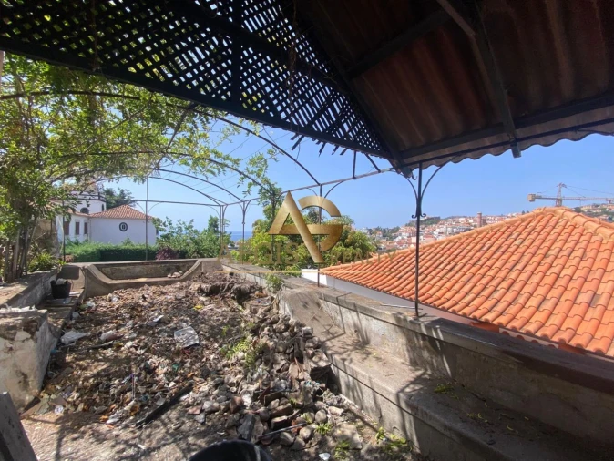 Loja para Venda em Funchal (Santa Luzia) Foto 31