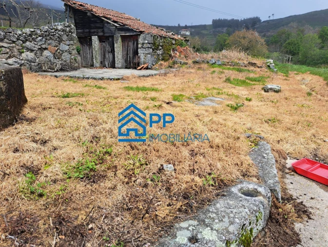 Quinta T3 para Venda em Gestaço Foto 9