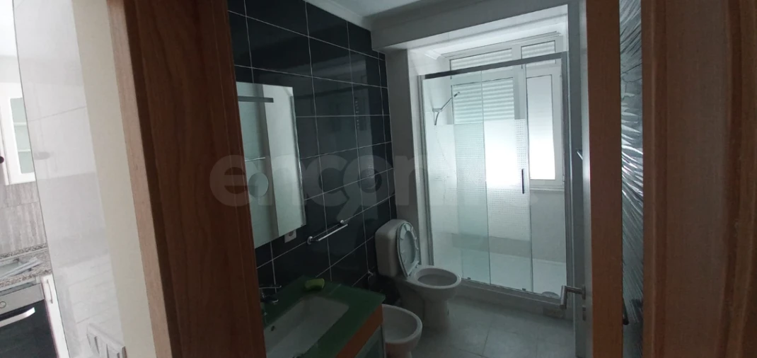 Apartamento T1 para Arrendamento em Pontinha e Famões