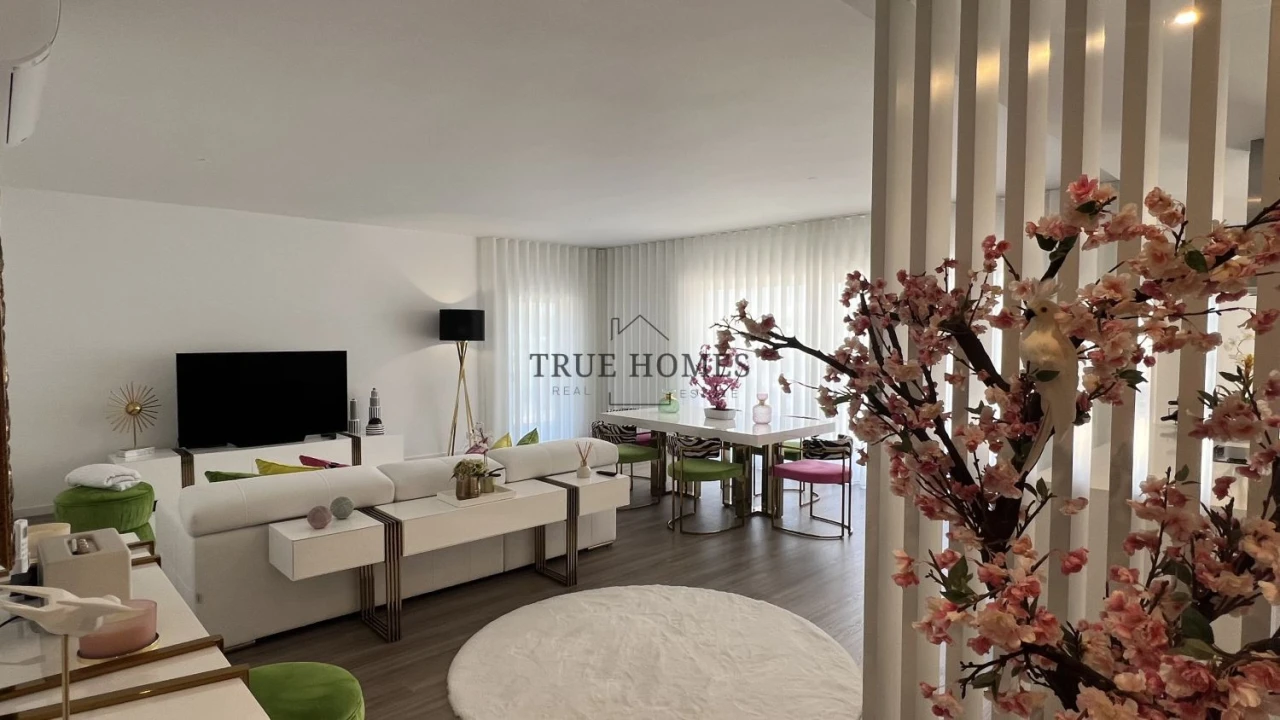 Apartamento T3 para Venda em Corroios Foto 3