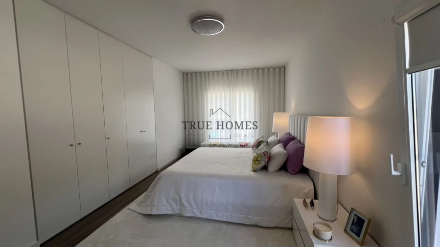 Apartamento T3 para Venda em Corroios Foto 25