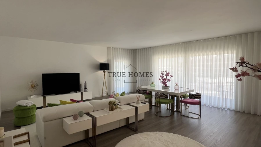 Apartamento T3 para Venda em Corroios Foto 2