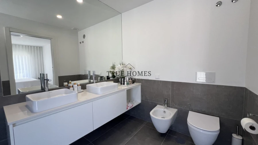 Apartamento T3 para Venda em Corroios Foto 22