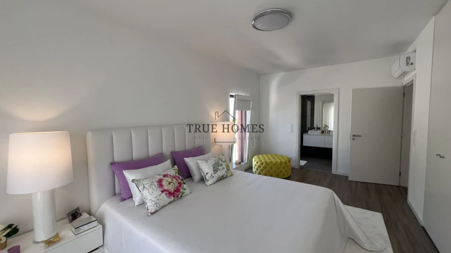 Apartamento T3 para Venda em Corroios Foto 28