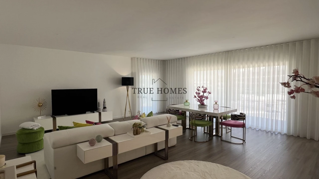 Apartamento T3 para Venda em Corroios Foto 2