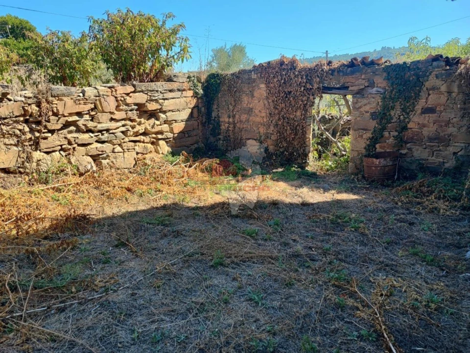 Moradia T4 para Venda em Varzea dos Cavaleiros Foto 38