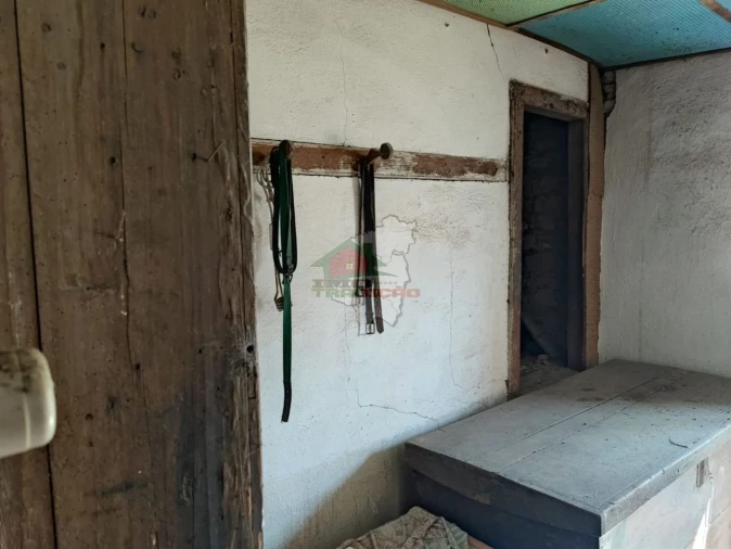 Moradia T4 para Venda em Varzea dos Cavaleiros Foto 13