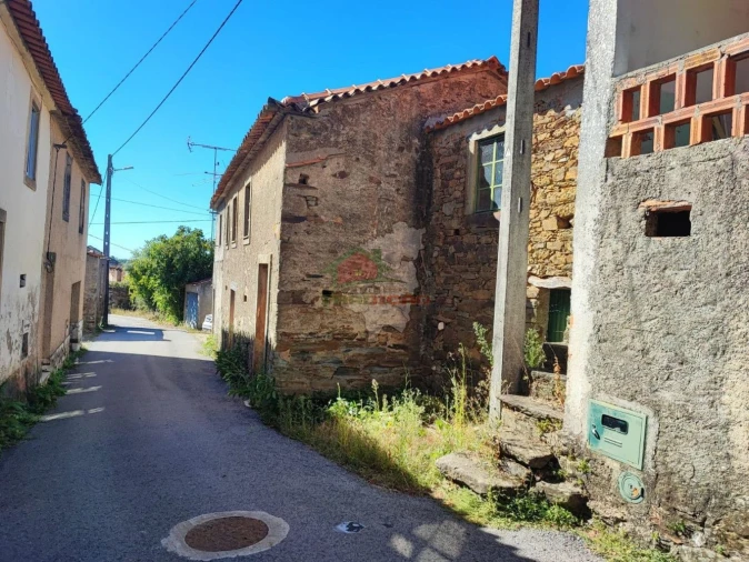 Moradia T4 para Venda em Varzea dos Cavaleiros Foto 35