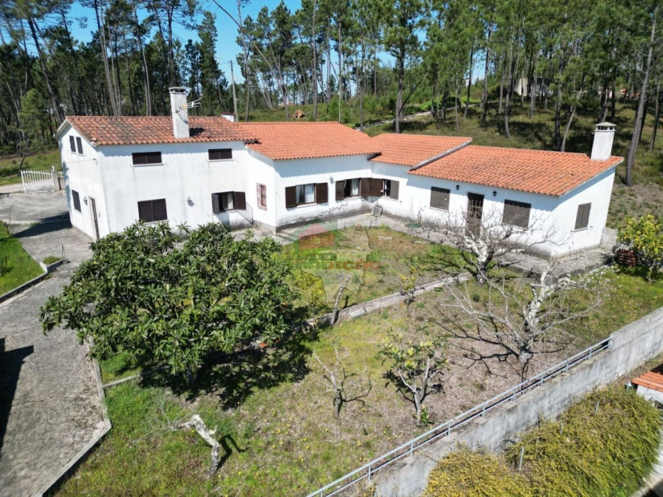 Moradia T6 para Venda em Cumeada e Marmeleiro Foto 1