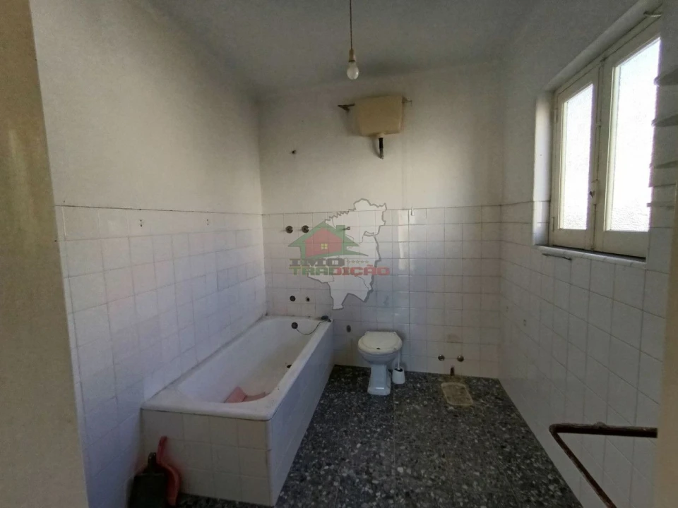 Moradia T3 para Venda em Abrantes (São Vicente e São João) e Alferrarede Foto 44