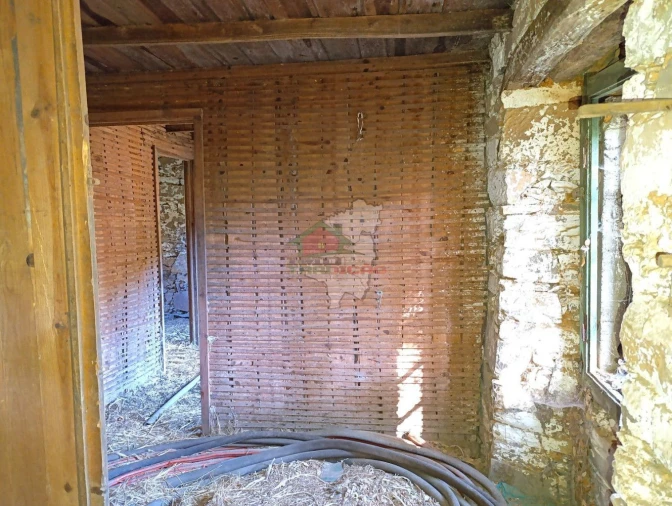 Quinta T2 para Venda em Sobreira Formosa e Alvito da Beira Foto 22