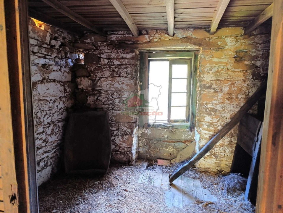 Quinta T2 para Venda em Sobreira Formosa e Alvito da Beira Foto 28