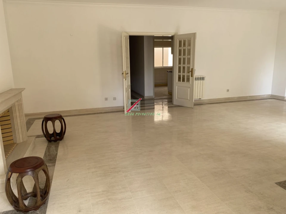 Apartamento T4 para Venda em Cascais e Estoril Foto 32