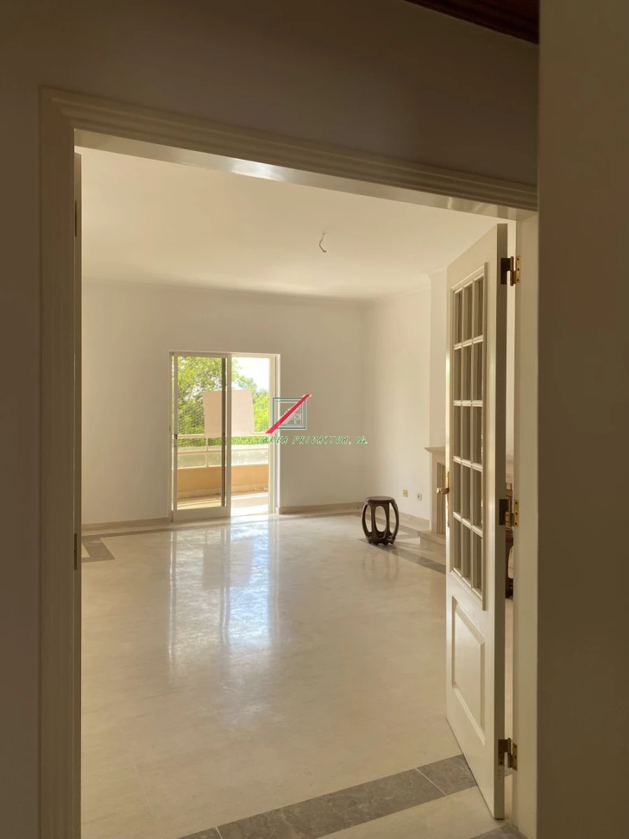 Apartamento T4 para Venda em Cascais e Estoril Foto 22