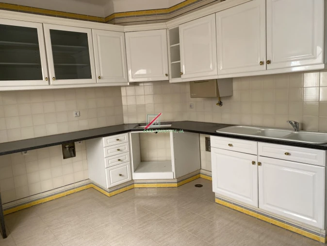 Apartamento T4 para Venda em Cascais e Estoril Foto 10