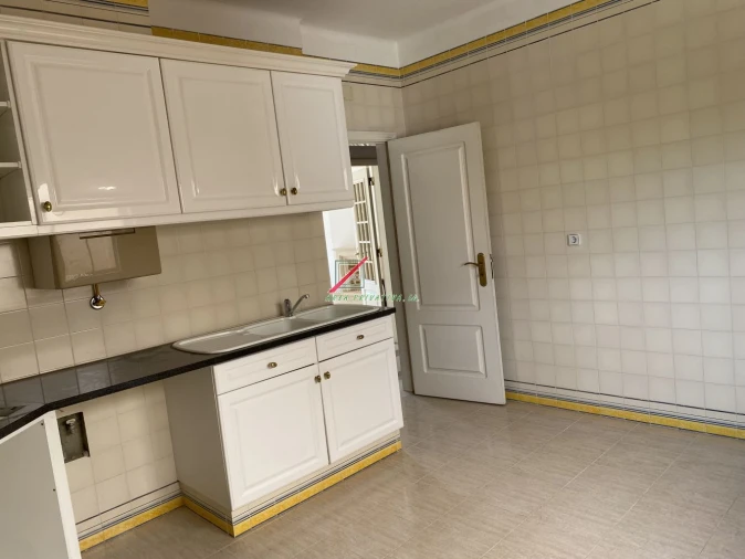 Apartamento T4 para Venda em Cascais e Estoril Foto 13