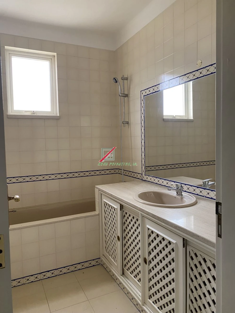 Apartamento T4 para Venda em Cascais e Estoril Foto 64