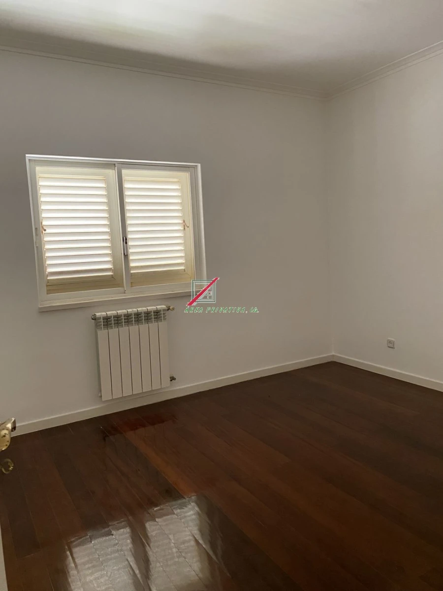 Apartamento T4 para Venda em Cascais e Estoril Foto 53