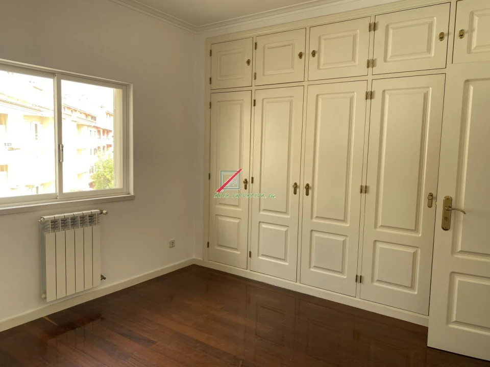 Apartamento T4 para Venda em Cascais e Estoril Foto 57