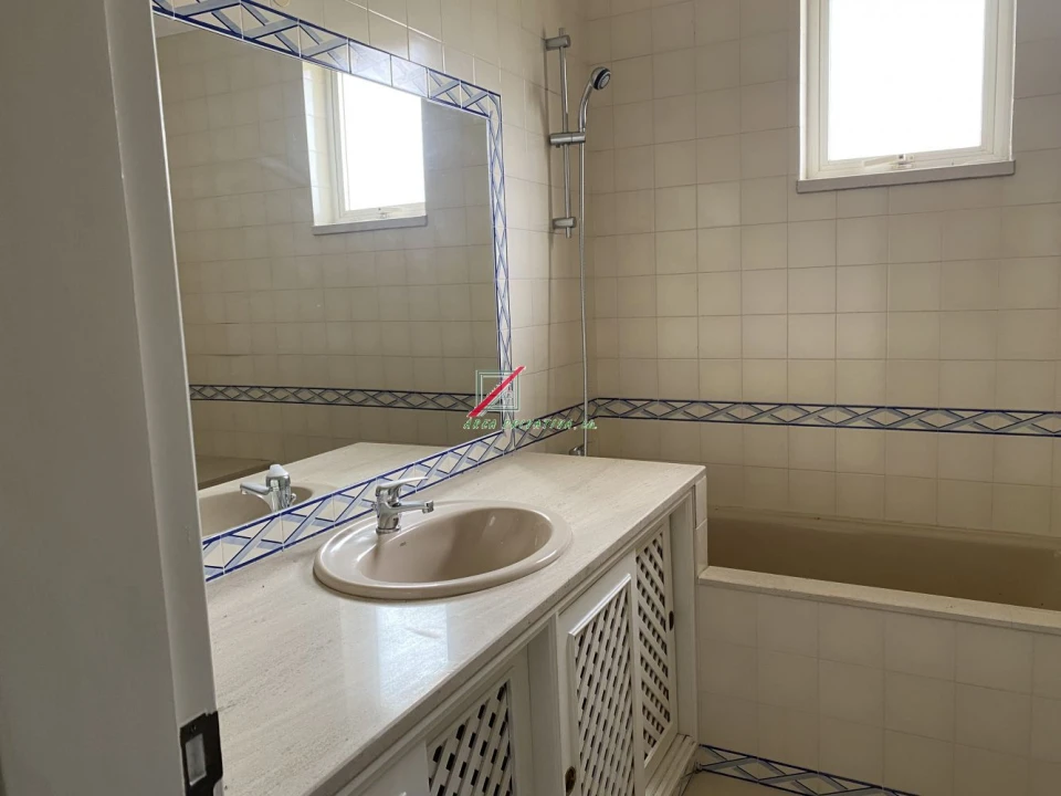 Apartamento T4 para Venda em Cascais e Estoril Foto 44