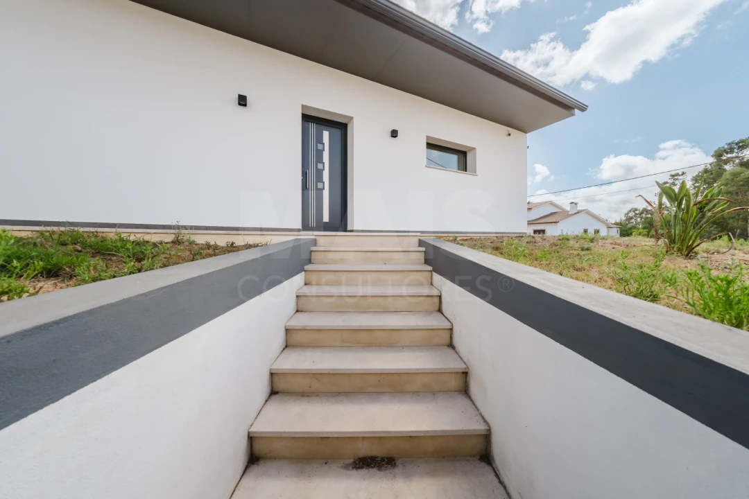 Moradia T3 para Venda em Bidoeira de Cima Foto 5