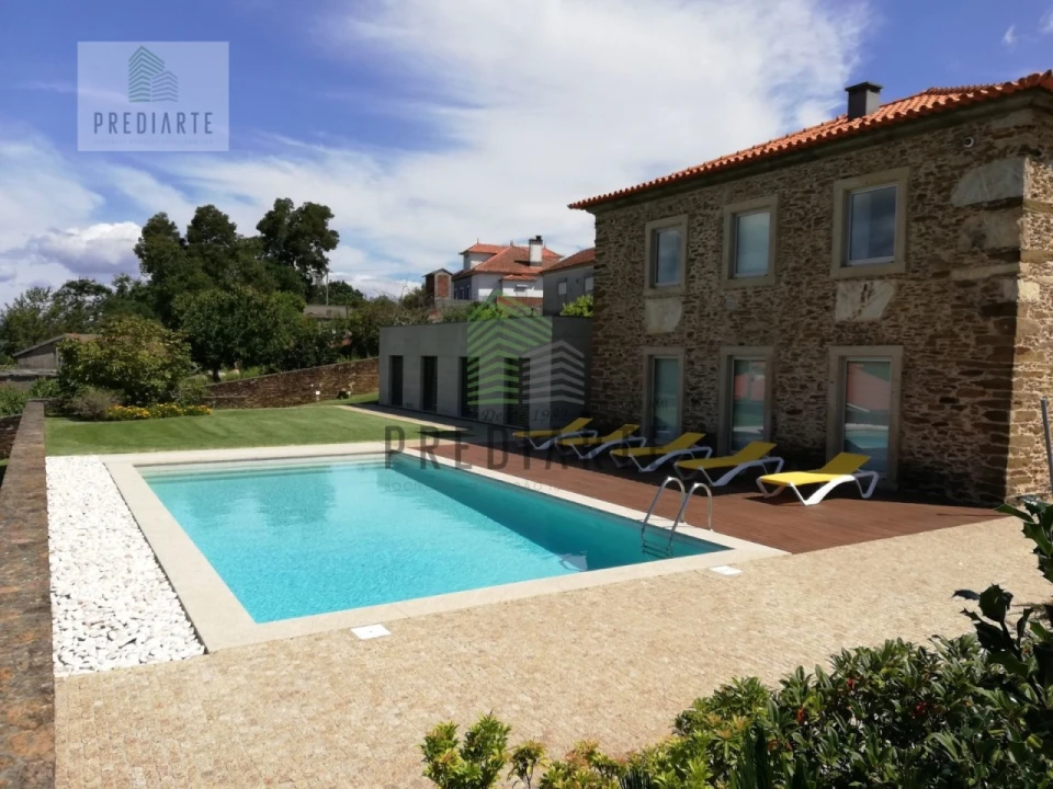 Moradia T4 para Venda em Venade e Azevedo Foto 2