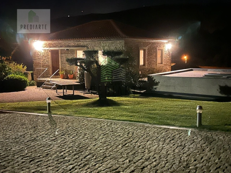 Moradia T4 para Venda em Venade e Azevedo Foto 56