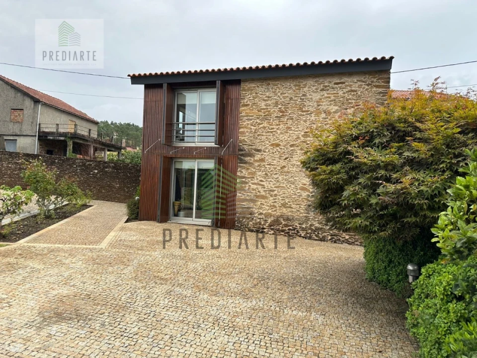 Moradia T4 para Venda em Venade e Azevedo Foto 42