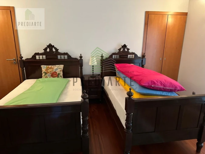 Moradia T4 para Venda em Venade e Azevedo Foto 52