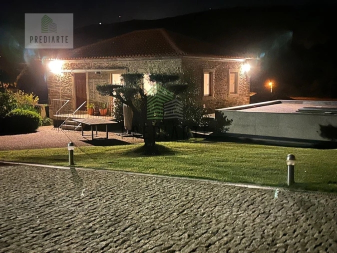 Moradia T4 para Venda em Venade e Azevedo Foto 56