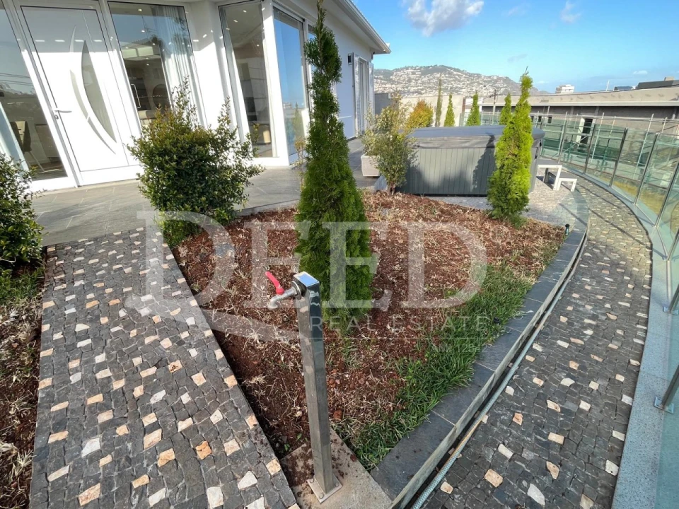 Moradia T3 para Venda em Funchal (São Pedro) Foto 15