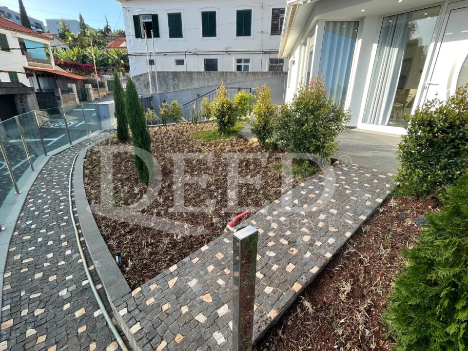 Moradia T3 para Venda em Funchal (São Pedro) Foto 16